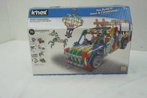 lot 166 image: Knex Classic