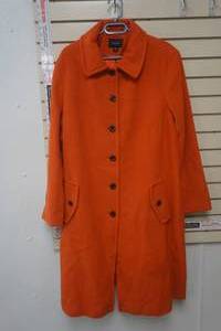 lot 174 image: Lands end 34 length coat