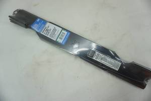 lot 185 image: 54 mower blades, new in package