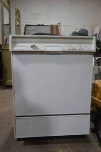lot 259 image: Kenmore dish washer