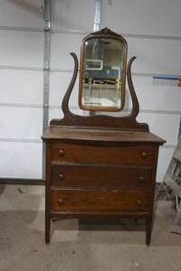 lot 266 image: antique dresser