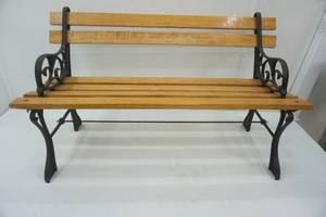 lot 274 image: bench