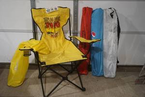 lot 301 image: folding camp chairs