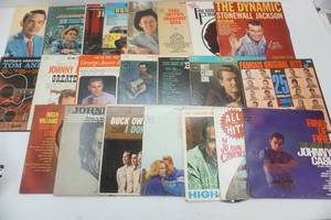 lot 304 image: vinyl albums