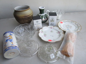 Norway Vase, Limoges Plates