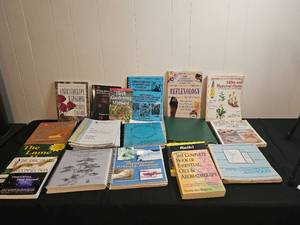 lot 180 image: Lot of Health and Wellness Books and Manuals