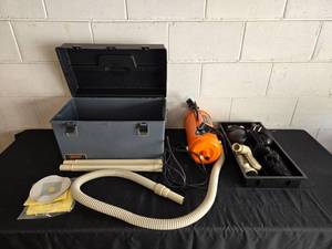 lot 46 image: Metro Vac N, Blo 4.0 HP Portable Vacuum Cleaner Model VNB-73
