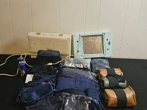 lot 206 image: Vintage Travel Accessories and Personal Care Kit Assortment