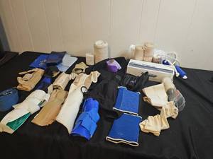 lot 208 image: Assorted Medical Orthopedic Supports and Braces Lot