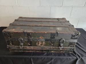 lot 268 image: Antique Wooden Trunk with Assorted Textiles