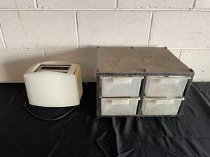 lot 12 image: Vintage Proctor-Silex Toaster and Plastic Storage Drawer Unit Lot
