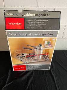 lot 20 image: 17-Inch Sliding Cabinet Organizer