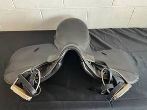 lot 7 image: Lemetex Futura Horse Saddle - Made in Switzerland