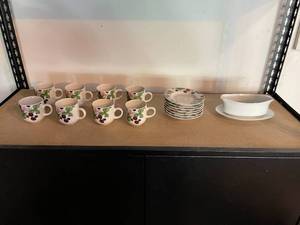 lot 345 image: Tienshan Stoneware Dish Set with Mugs, Saucers, and Gravy Boat