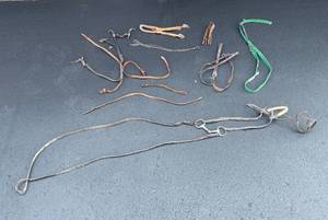 lot 351 image: Various Tack and Ropes for Equine and Stirrups