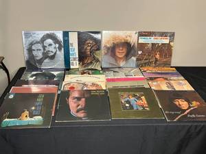 lot 102 image: Assorted Vintage Vinyl Record Lot - Various Artists & Genres