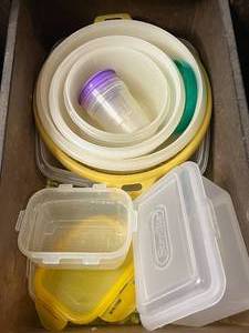 lot 116 image: Assorted Plastic Storage Containers and Kitchen Accessories