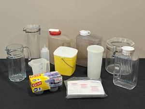 lot 123 image: Assorted Plastic and Glass Storage Containers