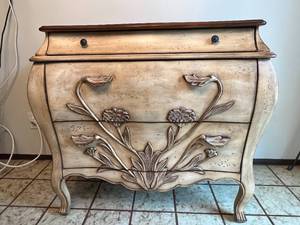 lot 142 image: Vintage Carved Wooden Dresser with Floral Motifs