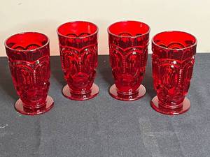 lot 279 image: Set of 4 Vintage Ruby Red Thistle Glass Tumblers