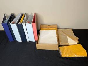 lot 305 image: Lot of Assorted Binders and Envelopes