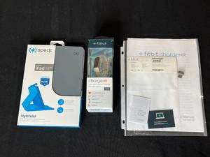 lot 309 image: Fitbit Charge HR Heart Rate Activity Wristband with Speck iPad Cover