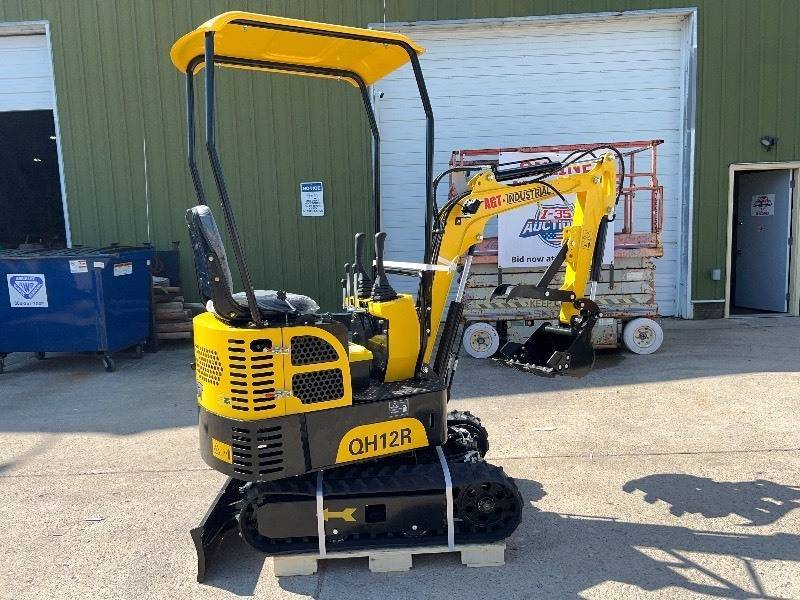 lot 202 image: 2024 AGT Mini Excavator QH12R