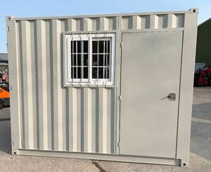 lot 148 image: 10 Ft Sea Container