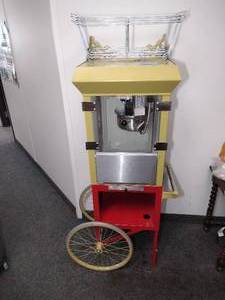 lot 88 image: Antique Deluxe 60 Special Popper #2660GT, Gold Medal popcorn machine & #2659CR Cart