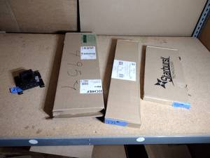 lot 172 image: Chief Projector Mount RPA000, Chief Fixed wall mount RMF2 Tech wall mount BT8442 Starburst fixed wall mount