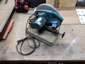 lot 117 image: Makita 2414NB Cut-Off Saw, Corded