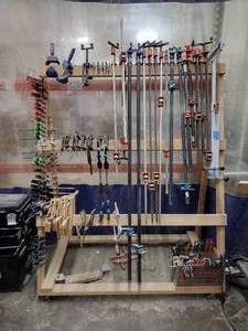 lot 122 image: Clamps C clamps, Irwin Quick clamps, sash clamps, Rockler hand screw clamps, 2 3 Spring Clamps