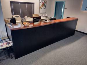 lot 48A image: ReceptionPOS Counter2-Desk working spaces with file drawers, 2 adjustable chairs on wheels.