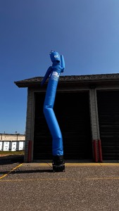 lot 186 image: 18 Wacky Waving Inflatable