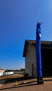 lot 185 image: 18 Wacky Waving Inflatable
