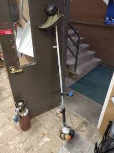 lot 75A image: Echo String Grass Trimmer  Brush cutter SRM 2400