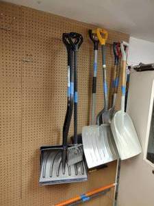lot 205 image: Snow Shovels, Snow Pusher, General Purpose Scoop Shovel, Square Shovel, and ice chipper