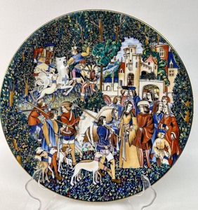 lot 30 image: Limoges Haviland Unicorn Plate La Chasse a la Licorne with Original Box #6