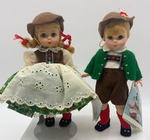 lot 69 image: Vintage MADAME ALEXANDER &nbspAustria Boy and Girl Dolls NIB