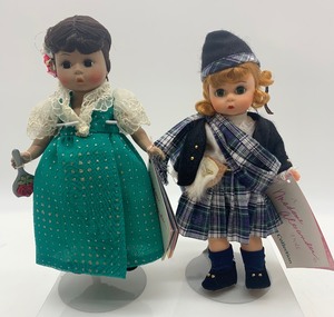 lot 72 image: Vintage MADAME ALEXANDER Philippines & Scotland Girl Dolls Mint in Box