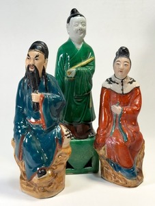 lot 133 image: Trio of VINTAGE ASIAN PORCELAIN Figurines