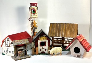 lot 144 image: Assorted Hand Crafted WOODEN Barn Structures, Birdhouses and Plastic Animal Toys