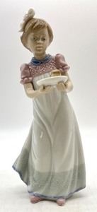 lot 169 image: LLADRO - Happy Birthday - #05429 - with Original Box
