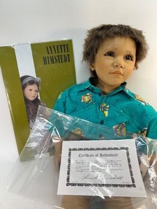 lot 22 image: ANNETTE HIMSTEDT - Reflections of Youth - KAI Doll 4847 - Signed