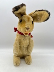 lot 191 image: Vintage STEIFF Mohair Bunny Rabbit - Germany