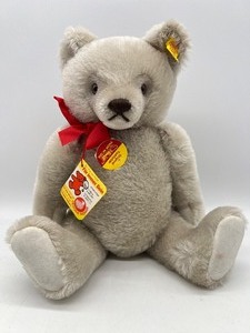 lot 196 image: STEIFF Mohair Jointed Teddy Bear - Germany - 020736 - with Original Paper Tags - Gray