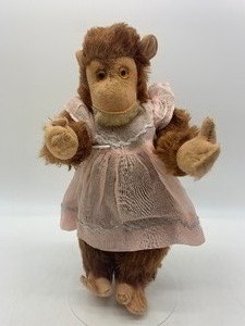 lot 84 image: VINTAGE 1950s Mohair Monkey