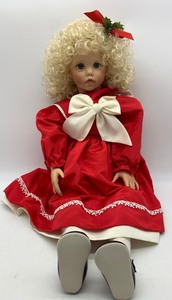 lot 95 image: Beautiful Vintage DIANNA EISNER Hilary Doll MIB