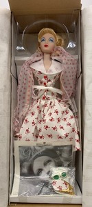 lot 99 image: Vintage ASHTON DRAKE Mel Odom Gene Incognito Doll MIB