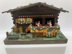 lot 110 image: Vintage SWISS CHALET Music Box